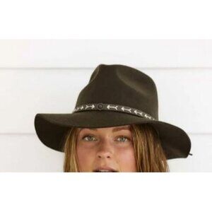 Conner Black Organic Mt. Warning Wool Boho Hat Women Size Medium NWT 100% Wool